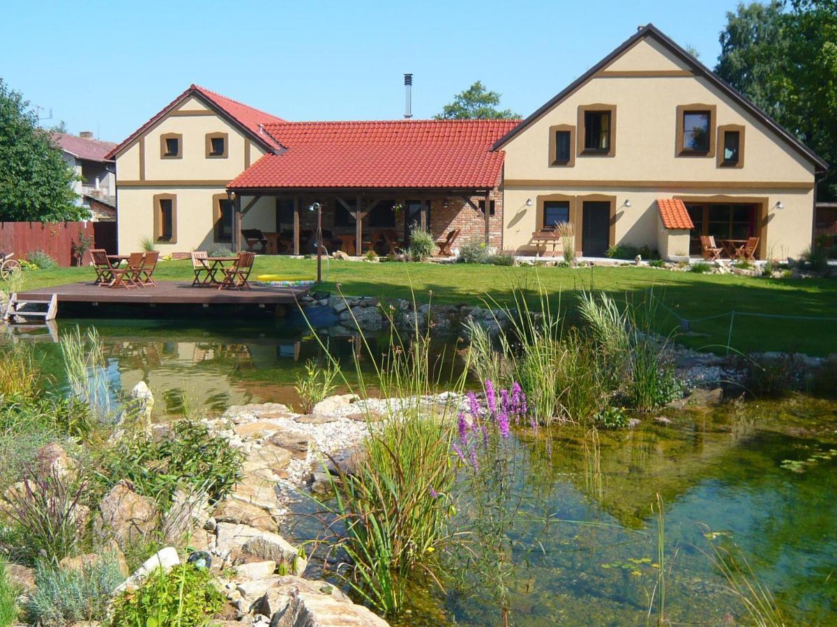 Penzion U Lisky Jarosov nad Nezarkou Bagian luar foto
