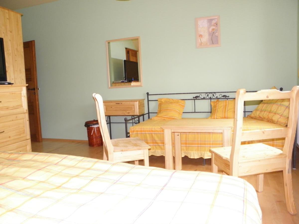 Penzion U Lisky Jarosov nad Nezarkou Bagian luar foto