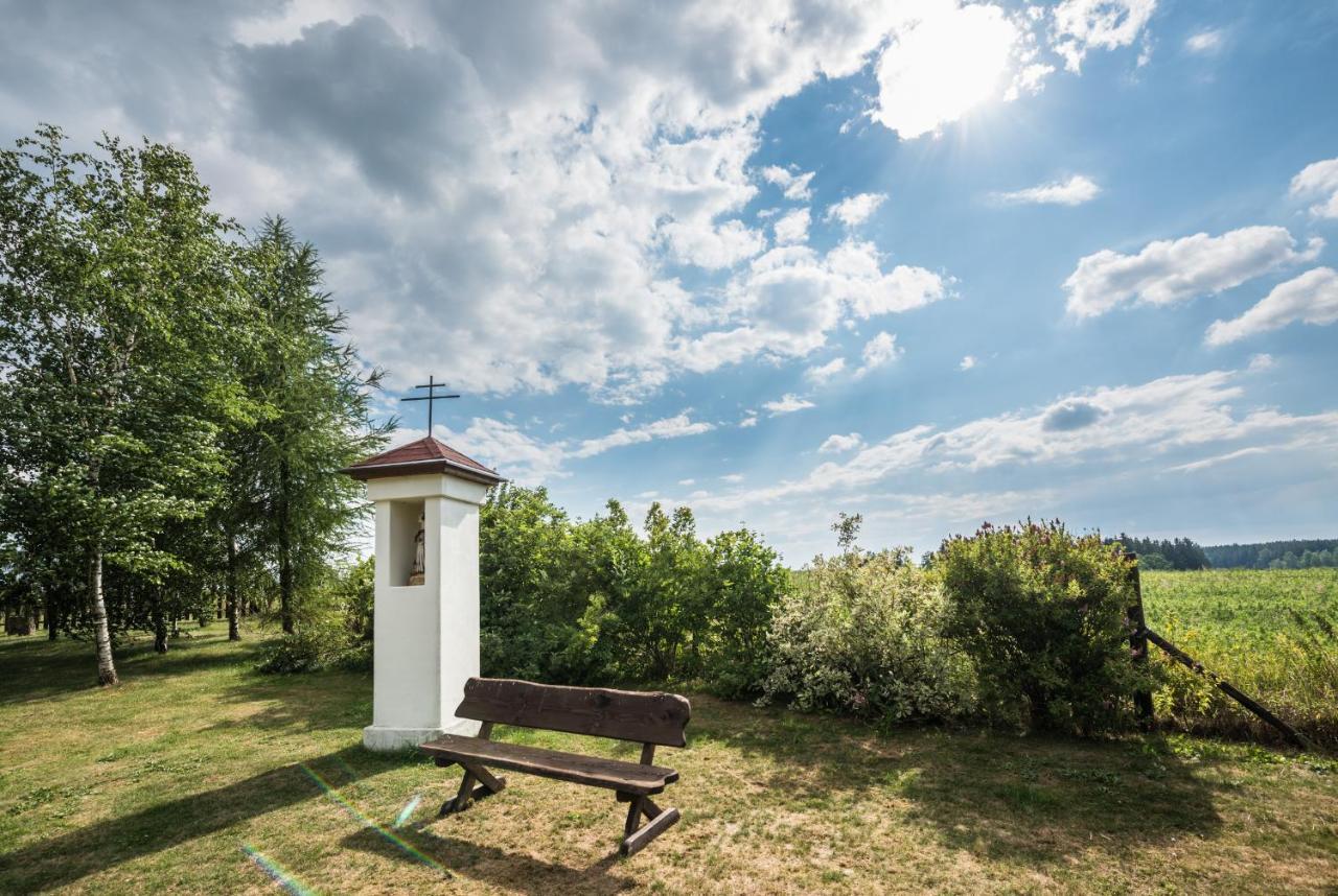 Penzion U Lisky Jarosov nad Nezarkou Bagian luar foto