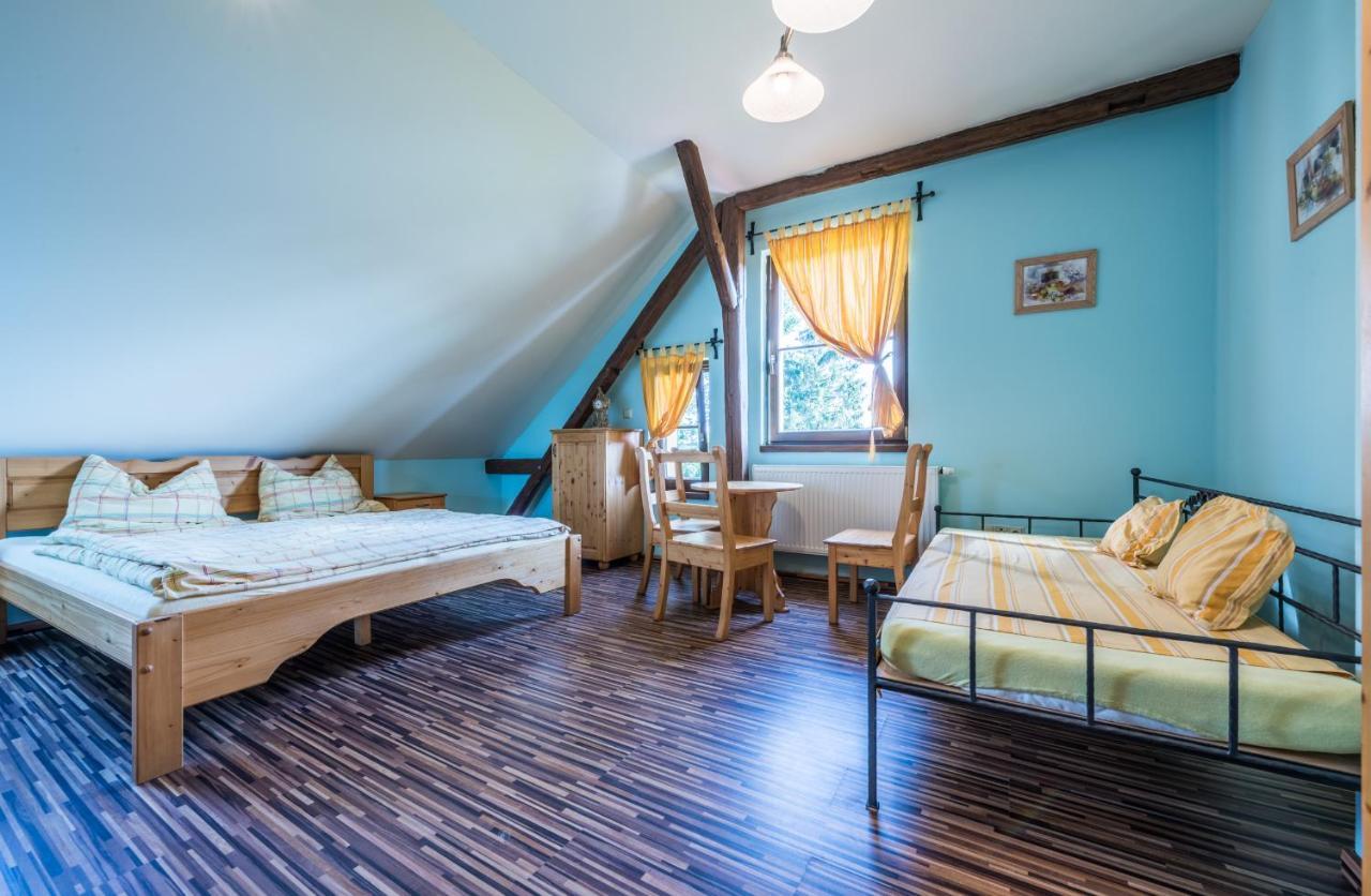 Penzion U Lisky Jarosov nad Nezarkou Bagian luar foto